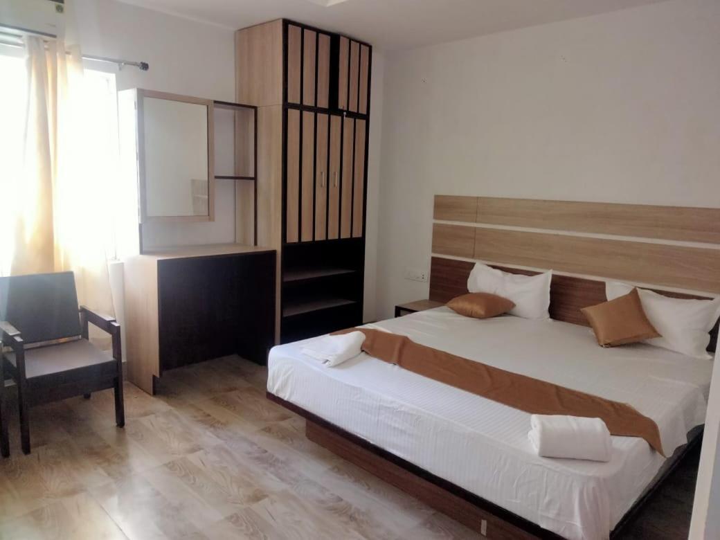 Hotel Magic Square غاواهاتي المظهر الخارجي الصورة