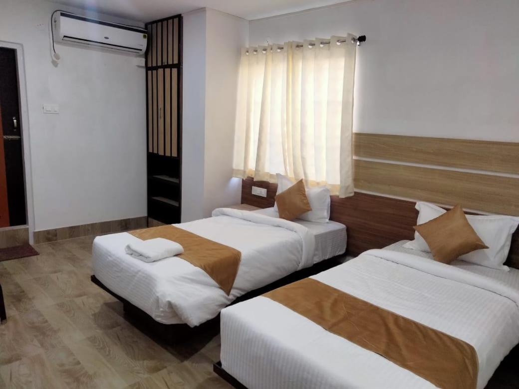 Hotel Magic Square غاواهاتي المظهر الخارجي الصورة